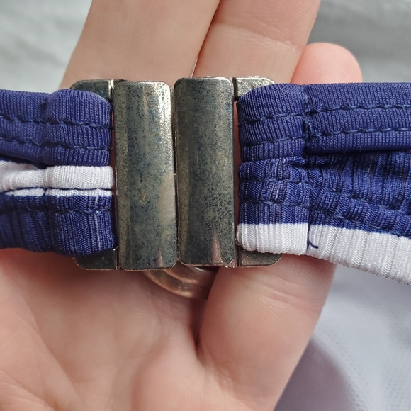 Zesica Women's Cutout Swimsuit - Picture 6 of 6